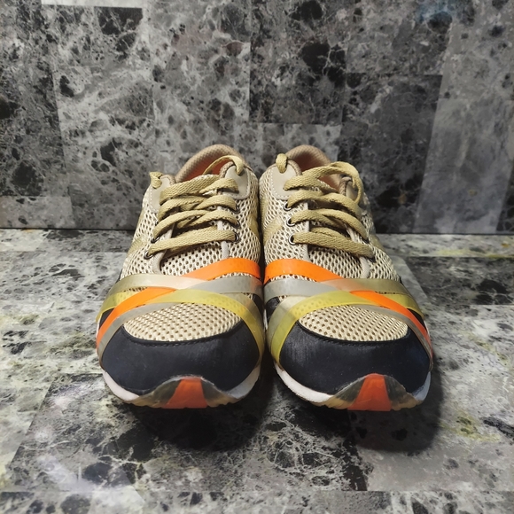 New Balance 471 WL471GO Sz. 7.5 Running Shoes Women's. - Picture 2 of 6